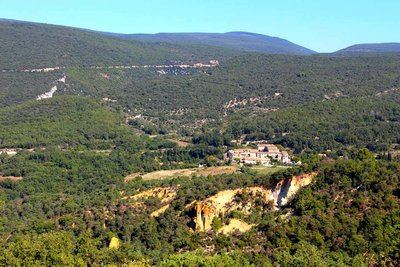 GIGNAC - Avant-goût des ocres et dalle à empreintes