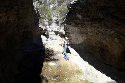 GORDES - MURS - Véroncle, par ses entrailles !