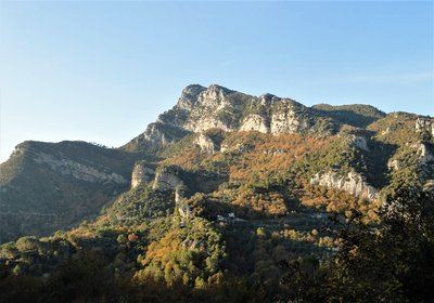 GILETTE - Le tour du Mont Lion